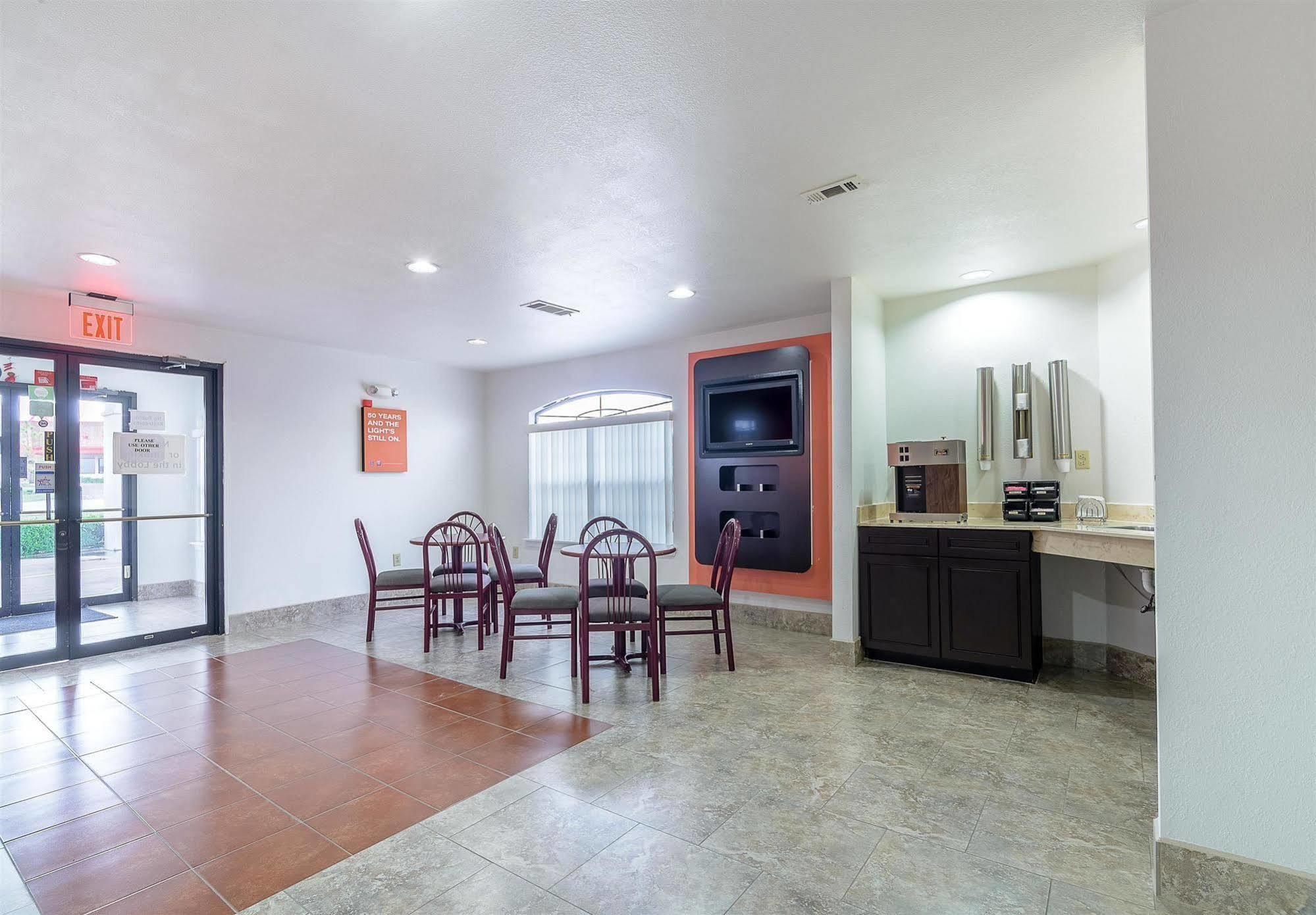 Motel 6-Canton, Tx エクステリア 写真