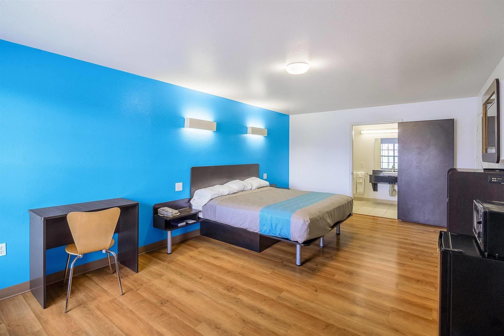 Motel 6-Canton, Tx エクステリア 写真